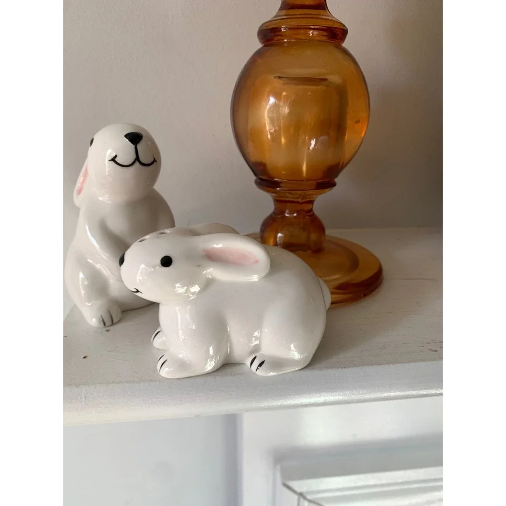 Vintage White Ceramic Bunny Rabbit Salt and Pepper Shakers Set Easter Decor